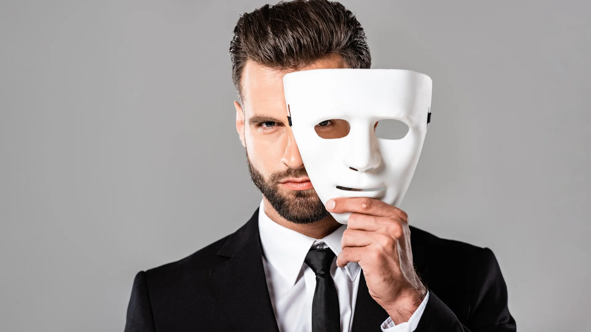 The hidden brain bias that makes some lies so convincing