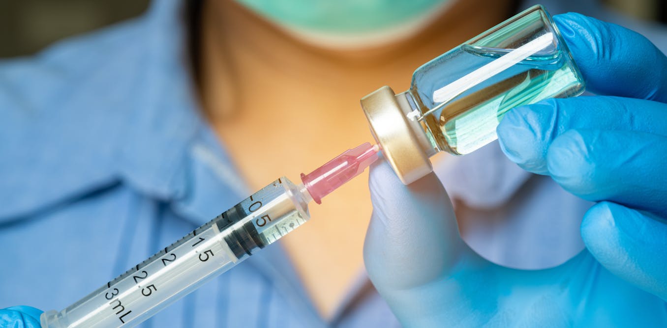 how scientists around the world cooperate to choose the strains to vaccinate against each year