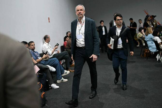 Fossil fuel lobbyists out in force at Amazon climate talks: NGOs