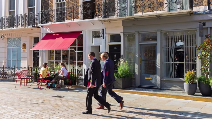 The UK’s rich tap their social circles to borrow millions quickly