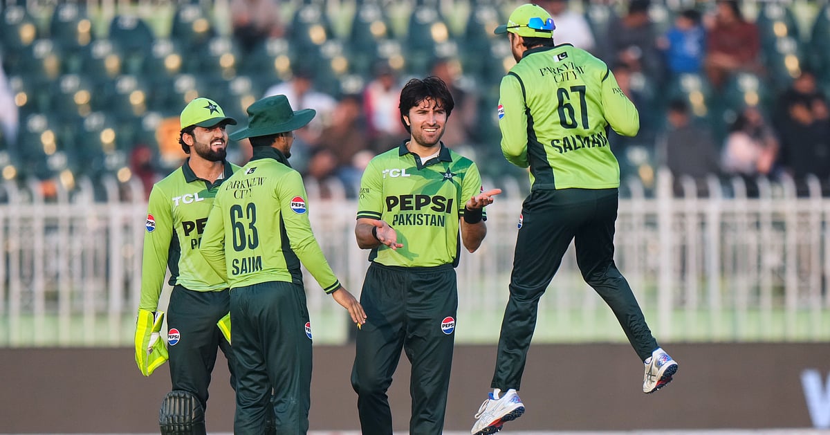 Pakistan sweeps Sri Lanka 3-0 in ODI series