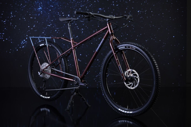 Built for school runs and singletrack! Bombtrack announces the Beyond+ Midtail, and it’s one of the coolest-looking do-it-all bikes we’ve seen this year