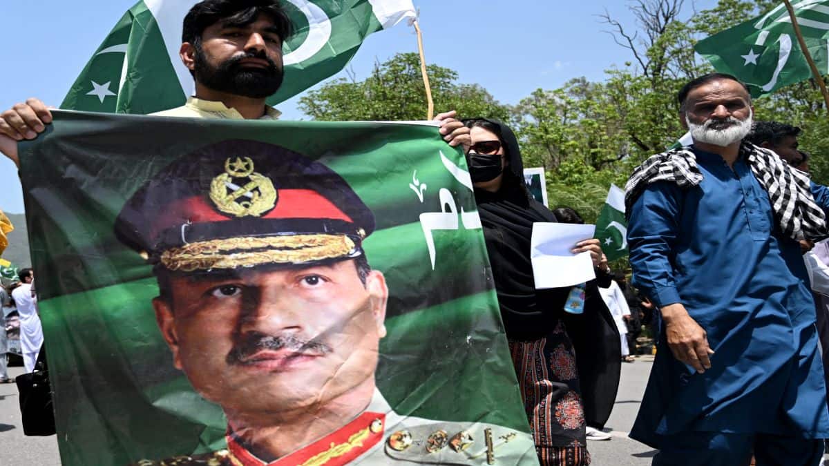 Pakistan parliament grants lifelong immunity and sweeping powers to army chief Munir – Firstpost