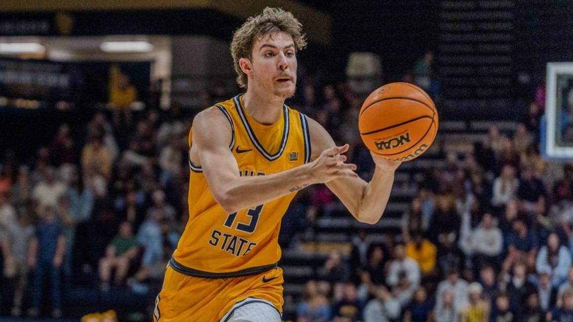 Racers Take 5-Game Win Streak To Valparaiso