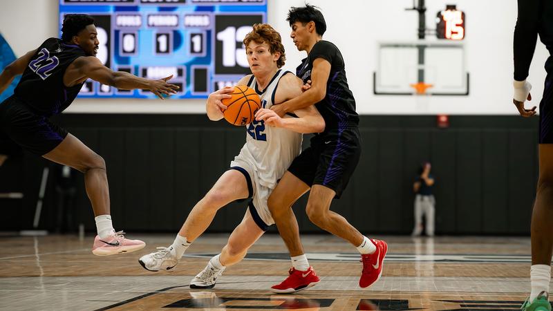 Farrall leads Bentley to 82-66 win at No. 25 Florida Southern