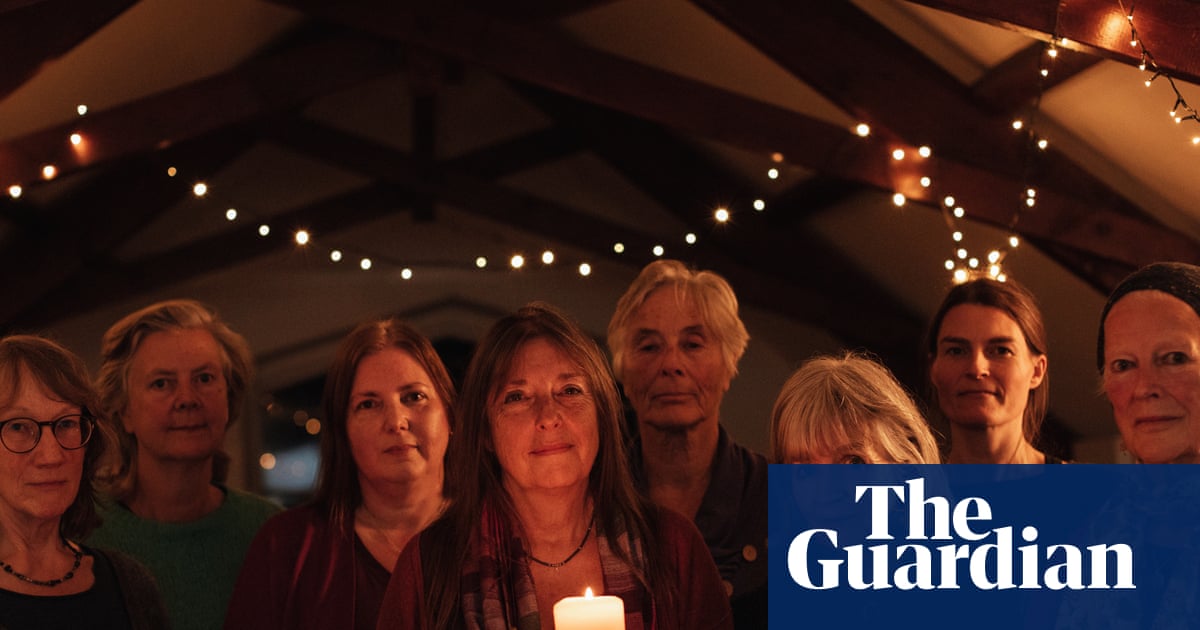 ‘He was struggling with his breath. I sat beside him and sang’: the choir who sing to people on their deathbeds | Death and dying