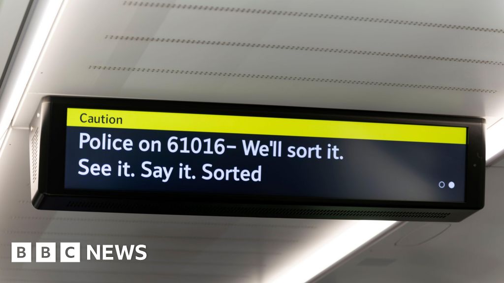 London transport hate crimes linked to Israel-Gaza war, BTP says