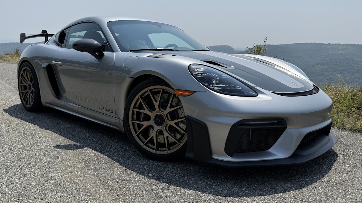 In The Porsche 718 Cayman GT4 RS, Getting Lost Is The Best Part Of The Drive