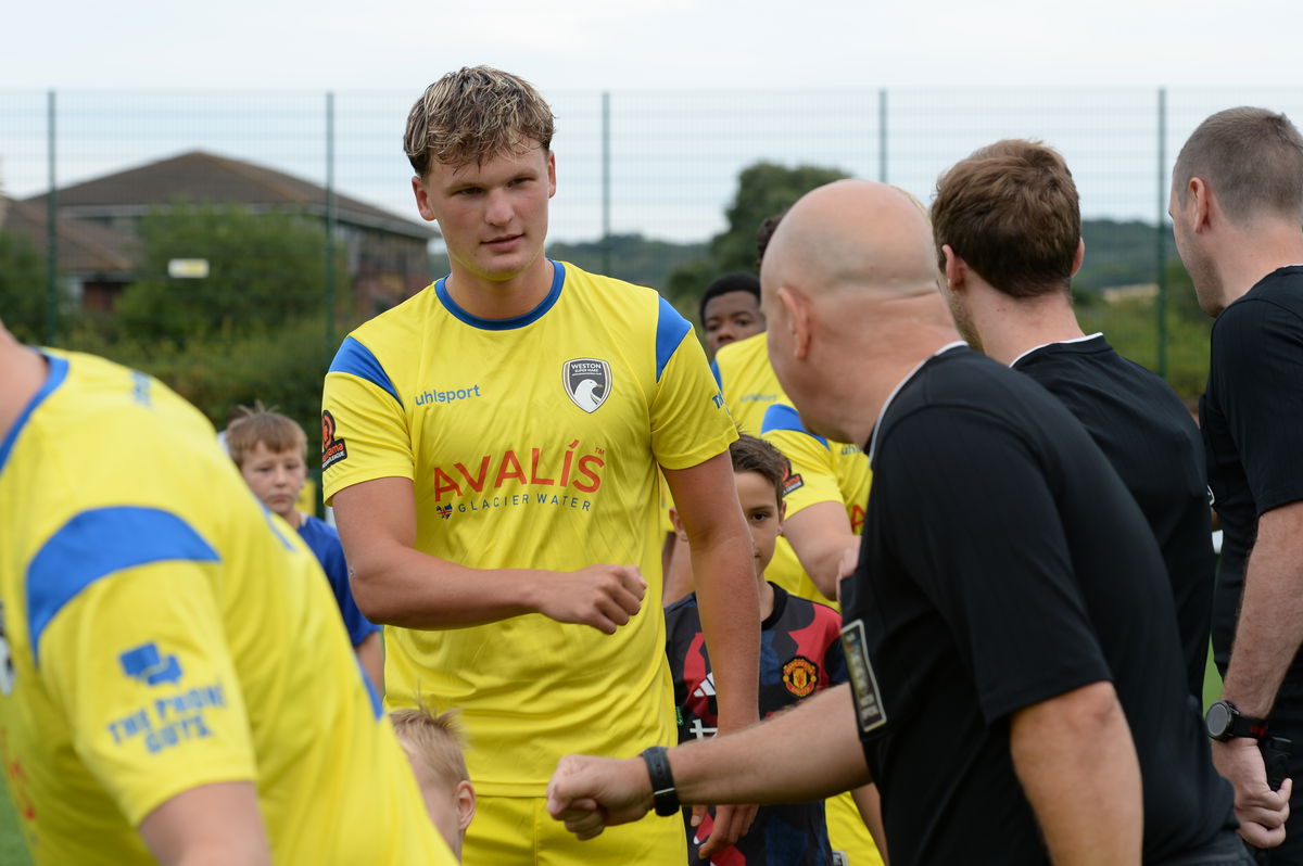 Glover’s Portishead debut, Three youngsters face off – Weston-super-Mare AFC