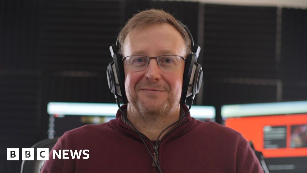 TheRunningManZ streams for 16 hours in memory of his dad