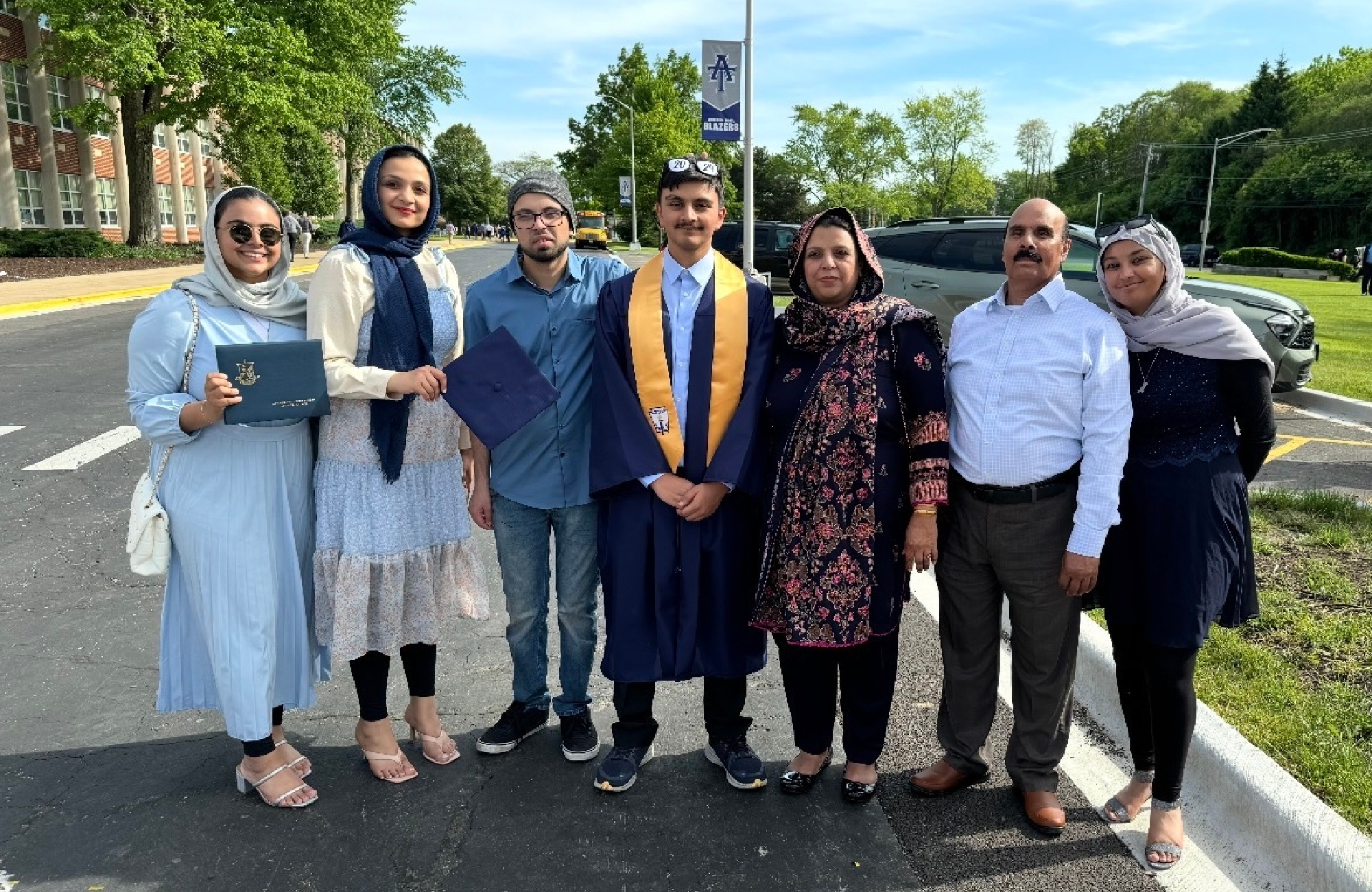 Family Of Humboldt Park Sub Shop Owner Begs For His Release As Health Deteriorates In ICE Custody