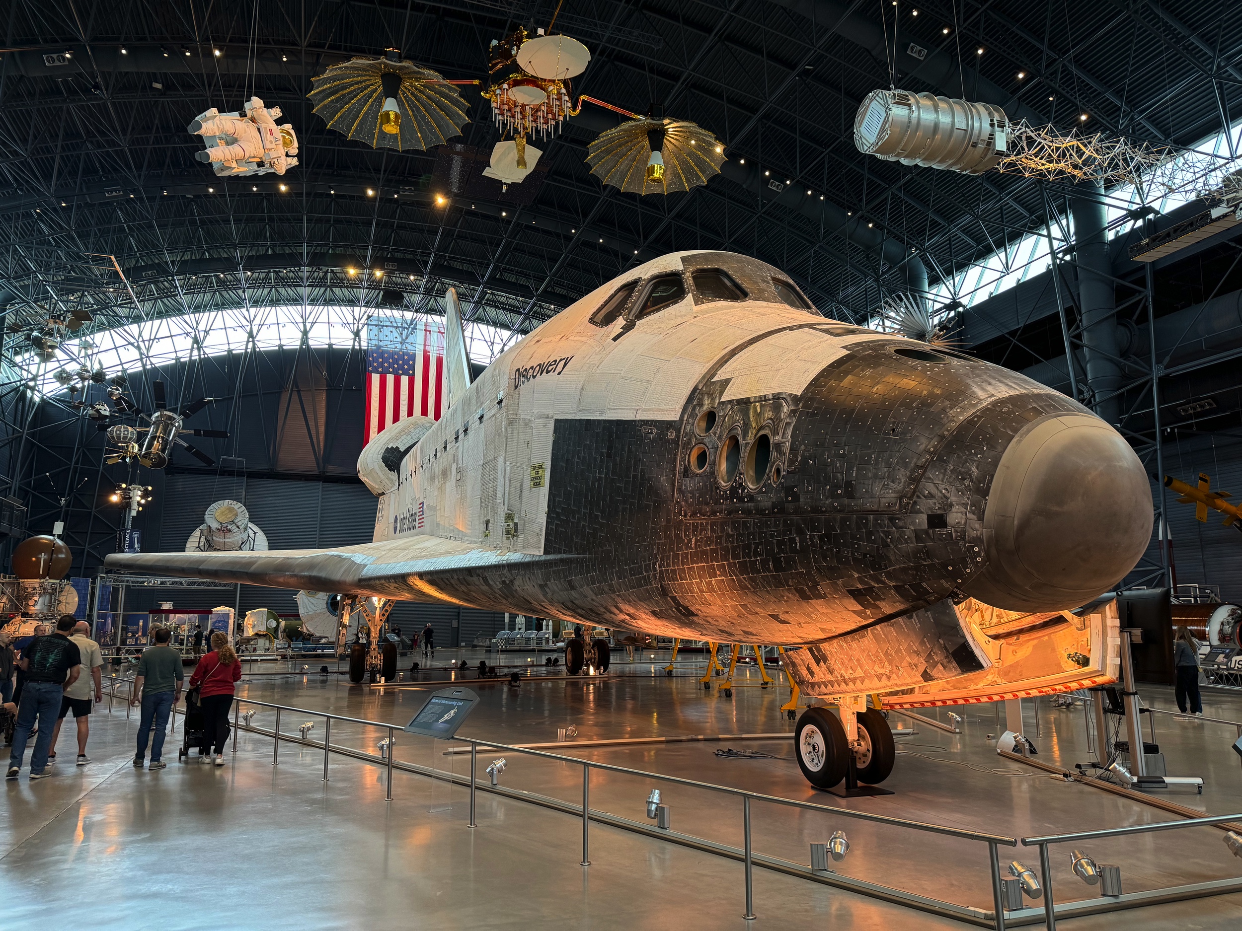 Isaacman opens door to alternatives to moving shuttle Discovery to Houston