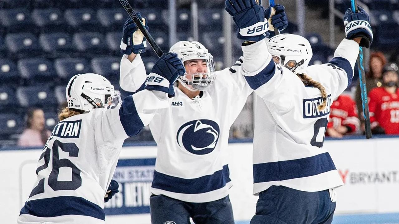 Grading 5 women’s hockey teams’ performance in the fall semester