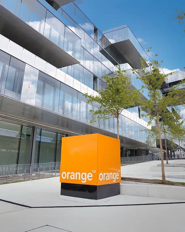 Orange successfully prices a bond issuance in 5 tranches for a total amount of 6 billion US dollars