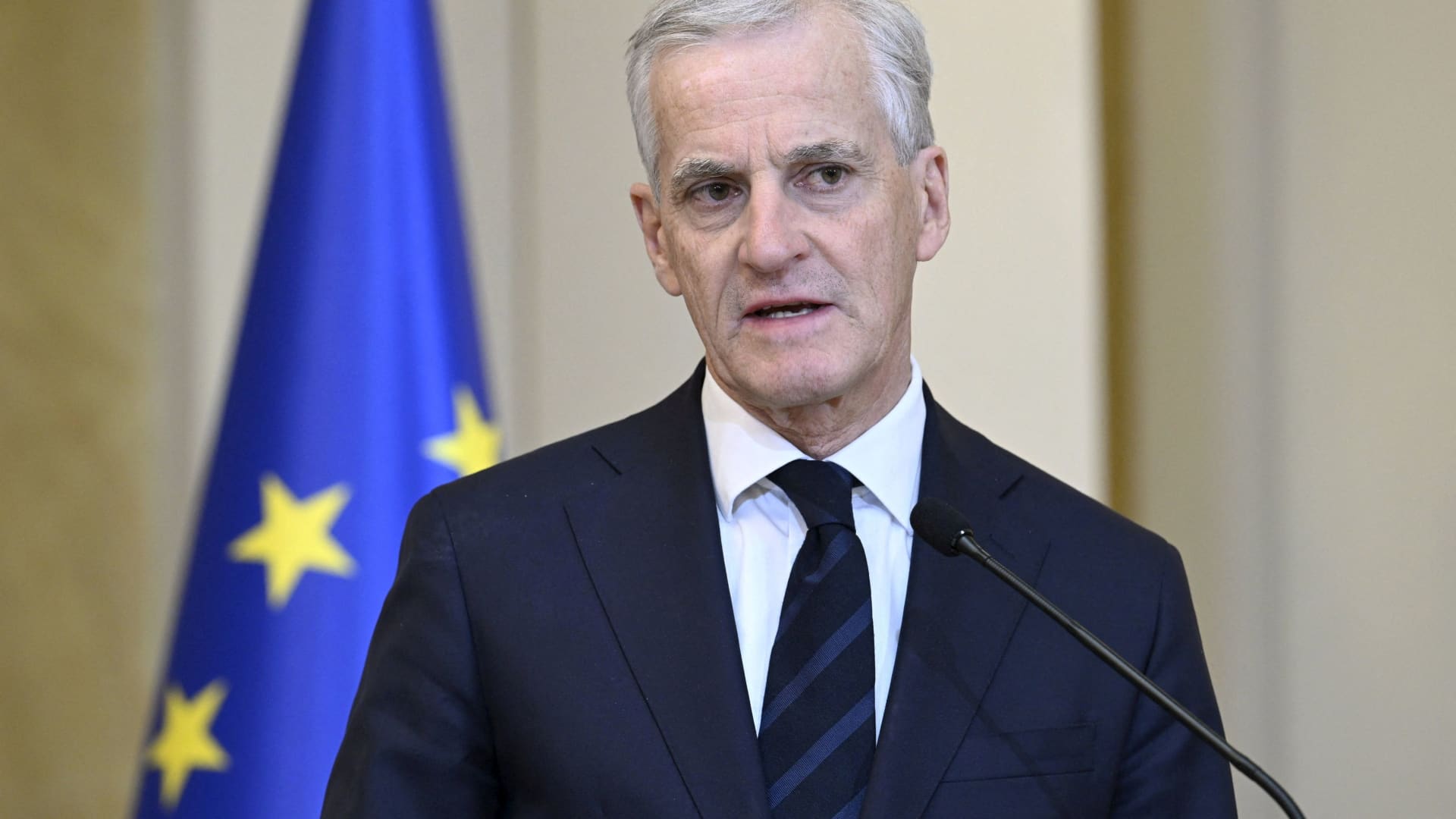 Trump ties Greenland stance to not getting Nobel Peace Prize