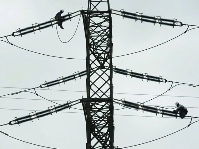 Power sector sees Rs800b equity hole