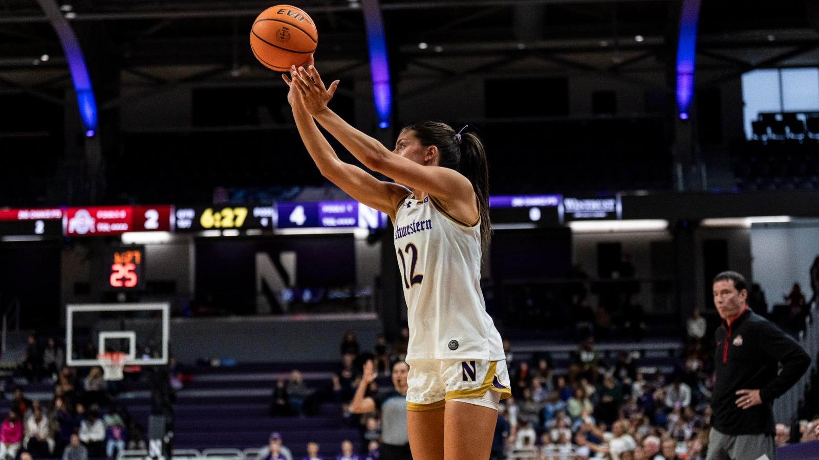 Northwestern Rings In 2026 Thursday At Oregon