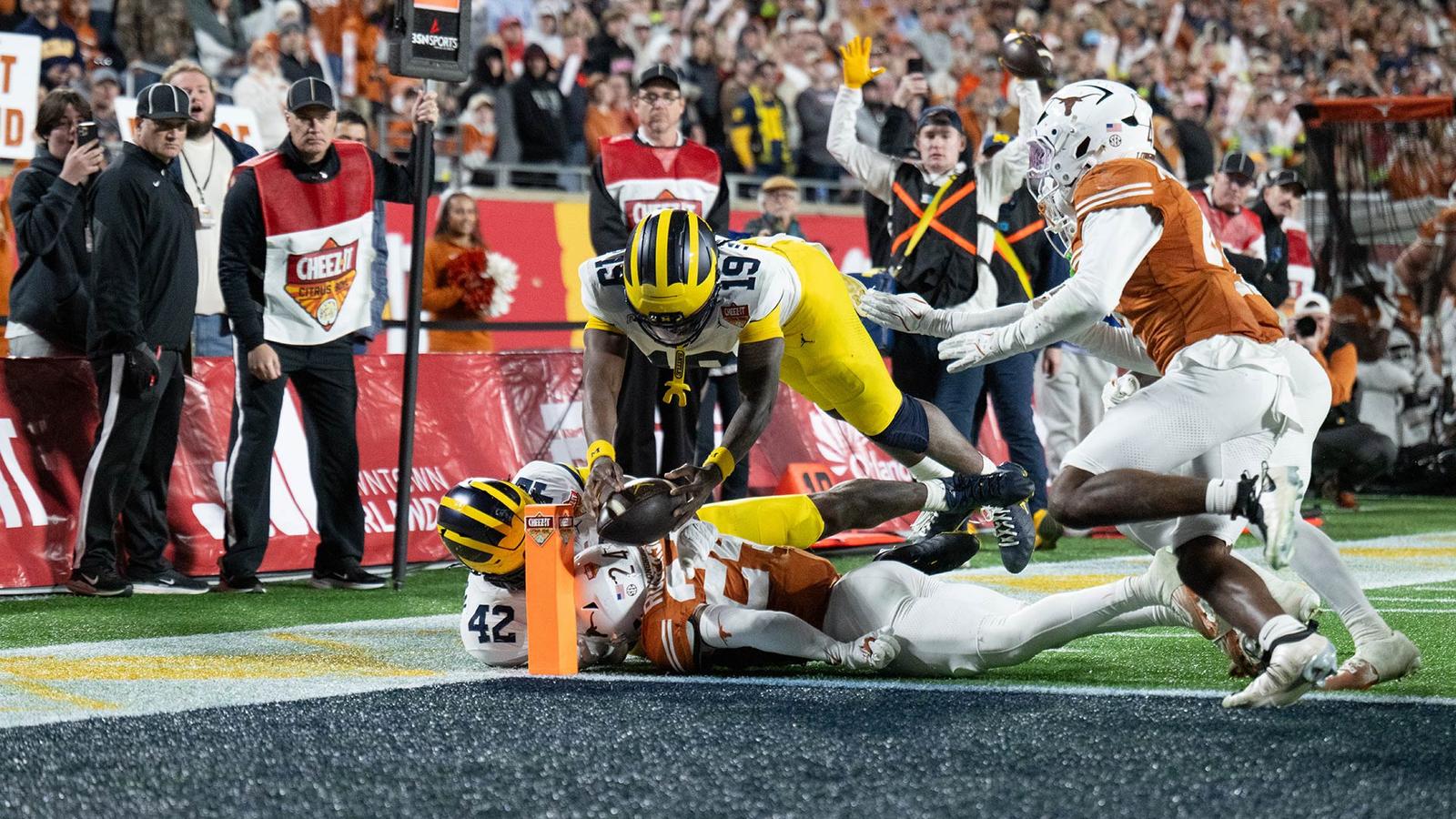 Wolverines Fall to Longhorns in Lopsided Fourth Quarter at Cheez-It Citrus Bowl