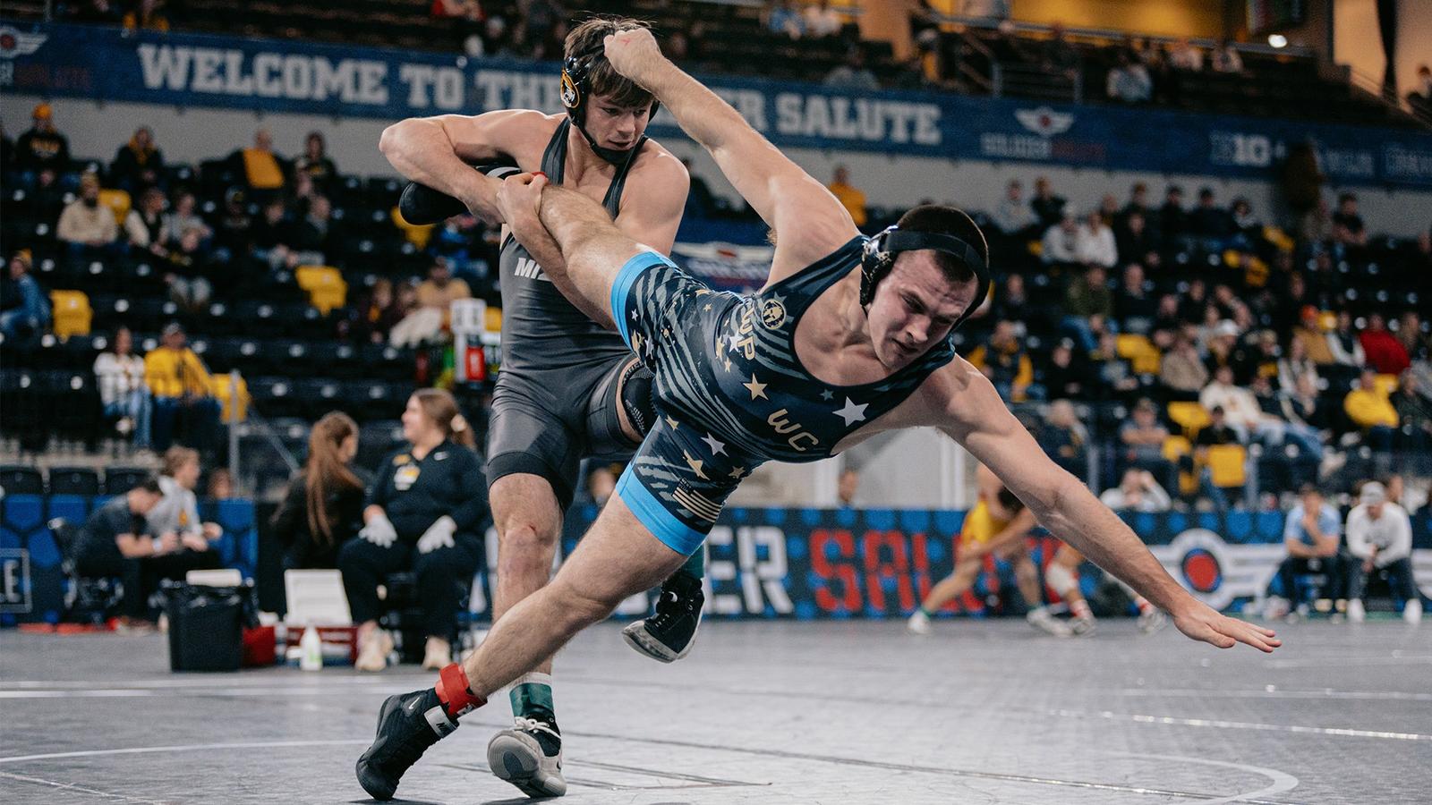 No. 18 Wrestling Advances 10 to the Semifinals in Day One of Soldier Salute