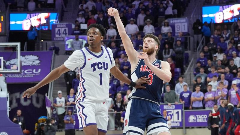 No. 1 Arizona stays undefeated as Koa Peat scores 20 points in an 86-73 win at TCU