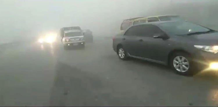 Fog causes poor visibility, highways closed in Sindh