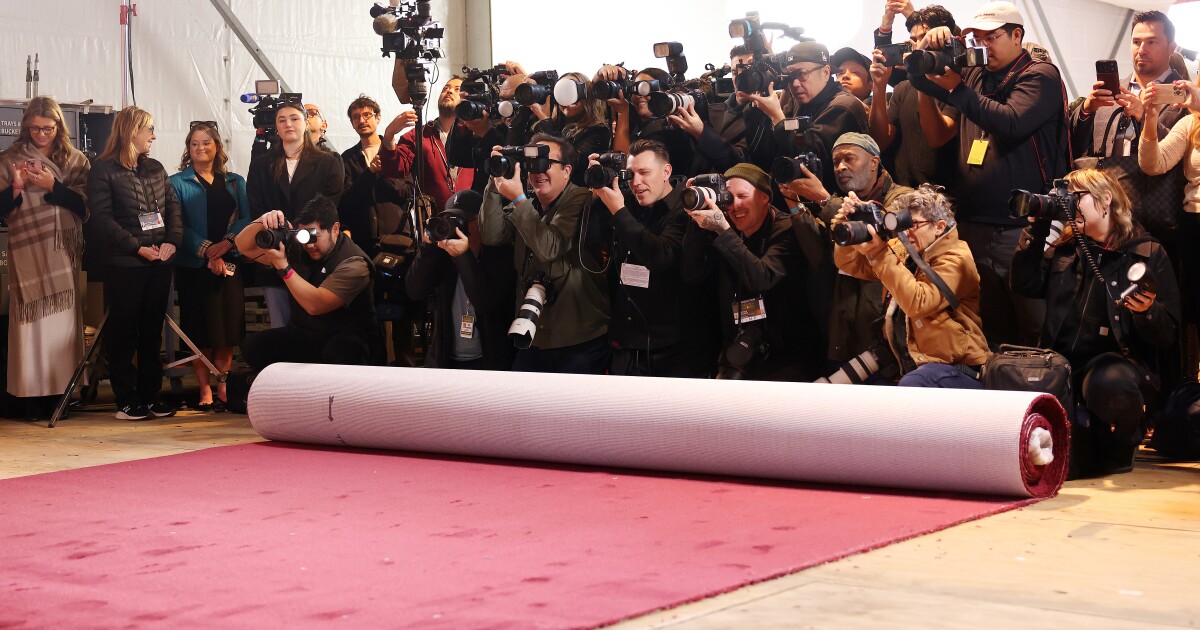 Golden Globes Sunday – LAist