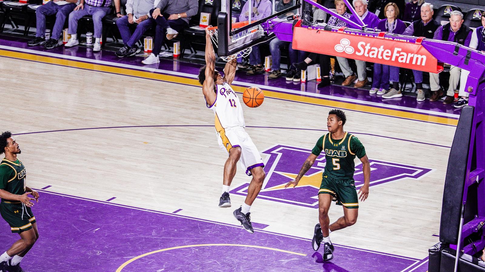 Pirates Fall In Overtime To UAB, 87-85