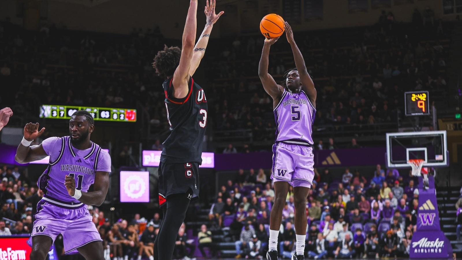 Husky Hoops Hosts No. 4 Michigan For Dawgs After Dark