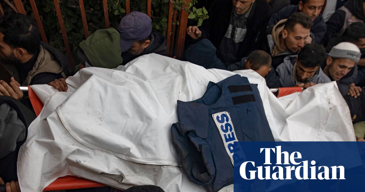 Three journalists among 11 Palestinians killed by Israeli forces in Gaza | Gaza
