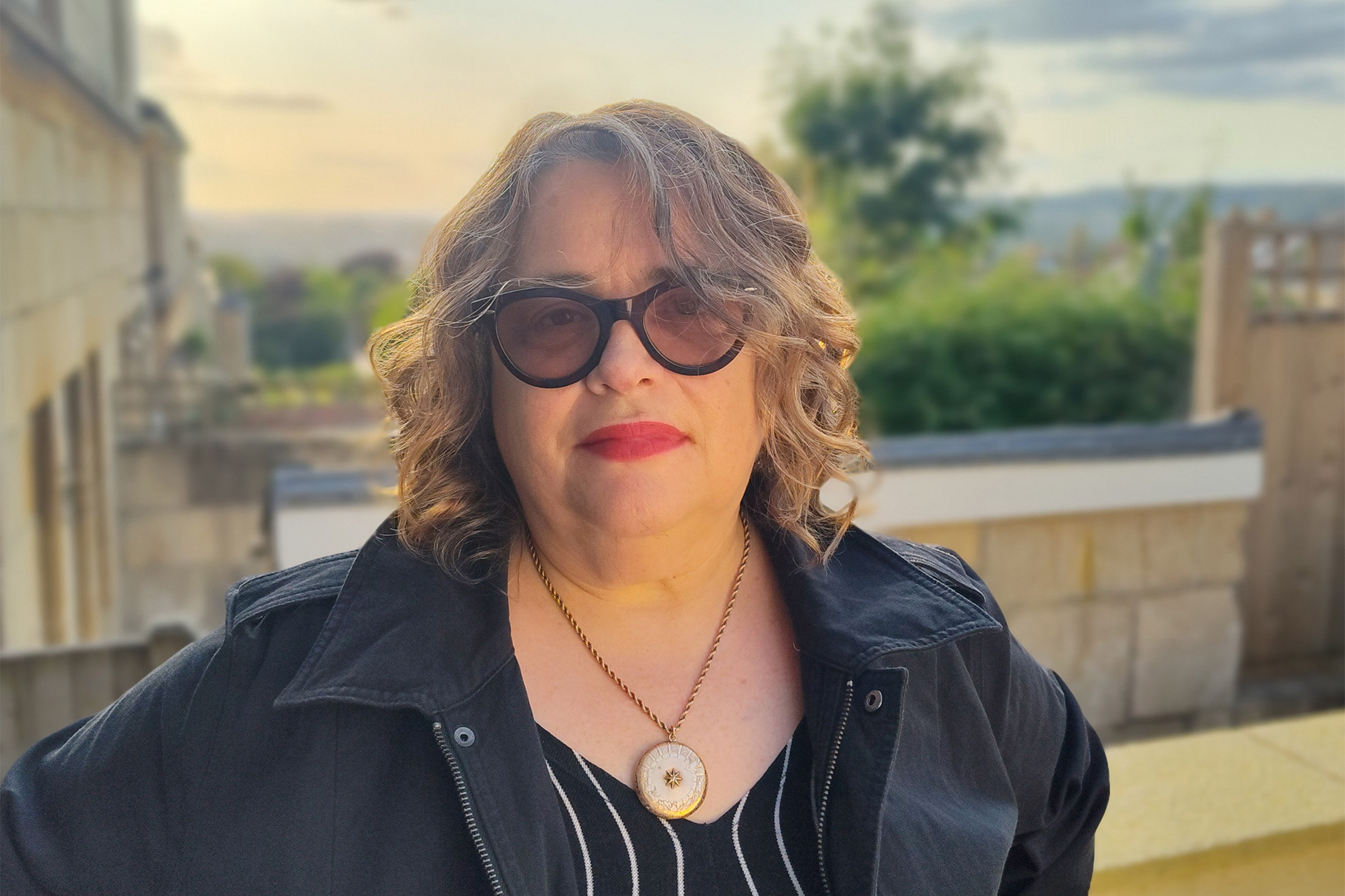 What karaoke taught Elizabeth McCracken about fiction— Harvard Gazette