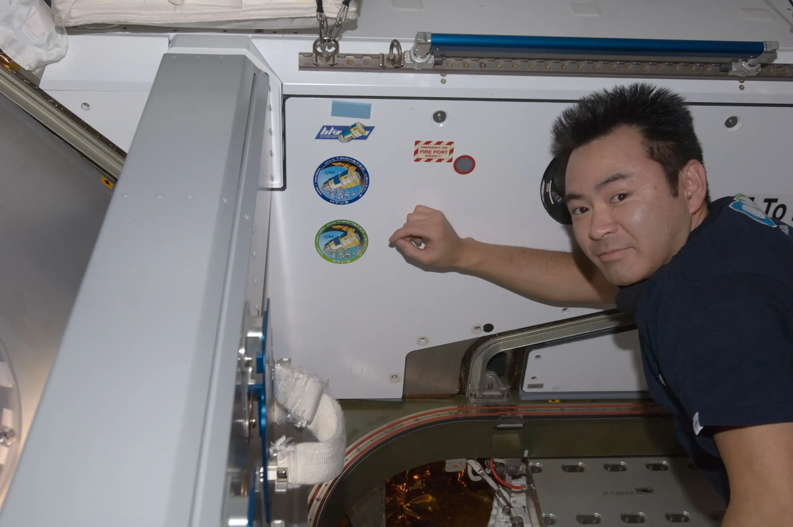 NASA spaceflight microbiology research supporting crew health systems