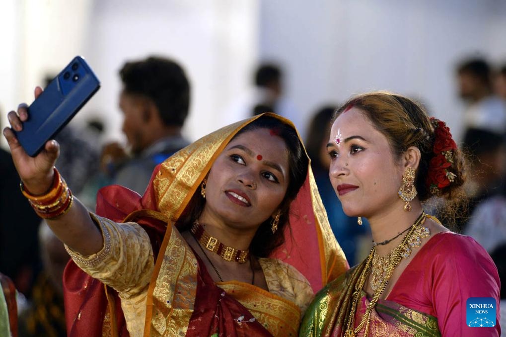 Mass wedding ceremony held in Karachi, Pakistan-Xinhua