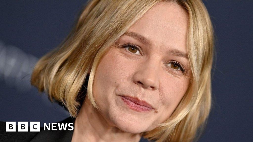 Carey Mulligan's The Ballad of Wallis Island filmed near Llandeilo family – BBC