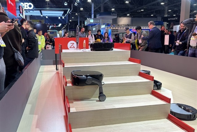 Roborock unveils stair-climbing vacuum as Chinese rivals heats up – digitimes