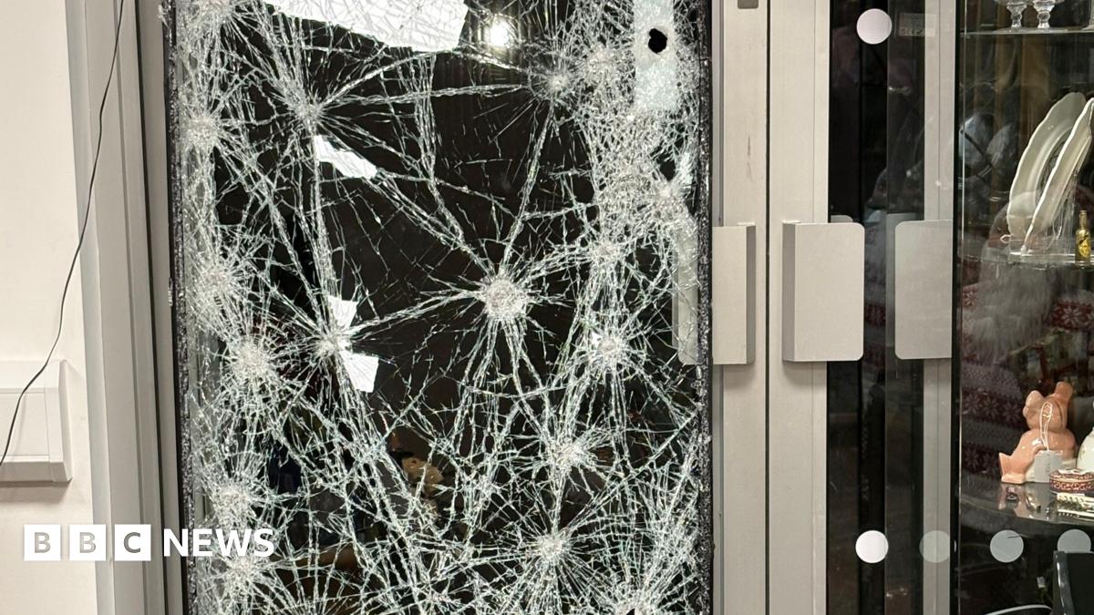 Break-in at antiques shop near Daventry has had a ‘huge impact’