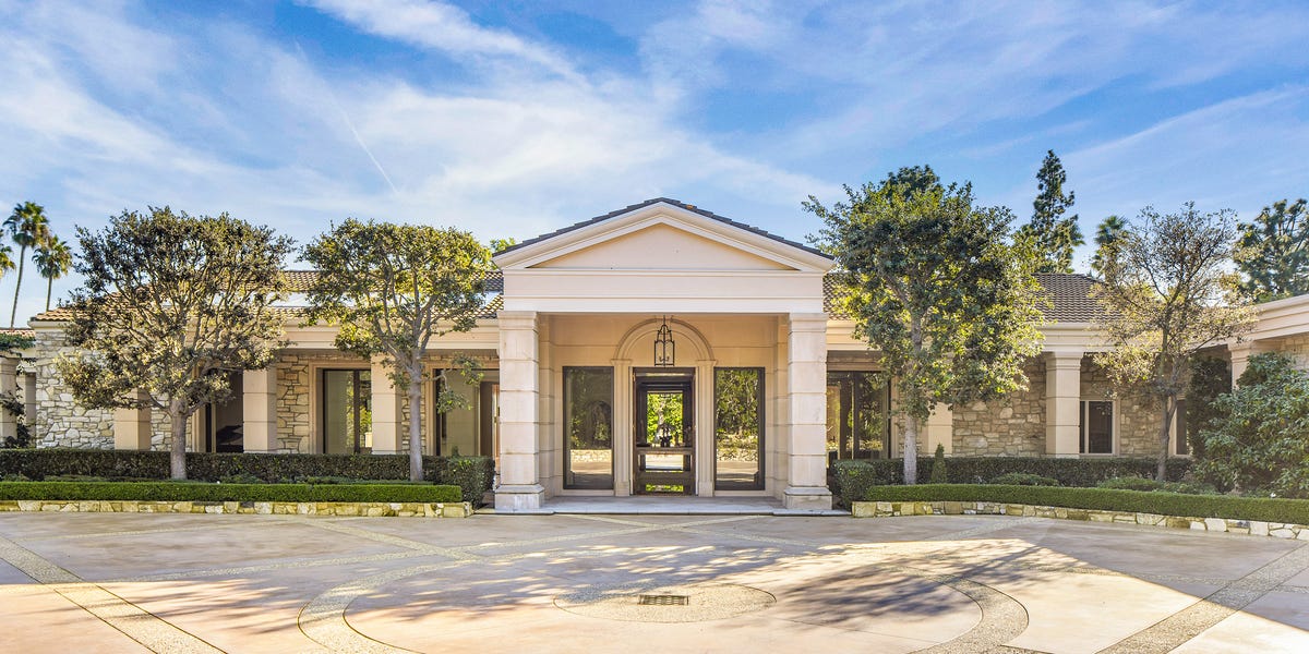 Johnny Carson’s Former Bel-Air House Is For Sale For Just Under $40 Million
