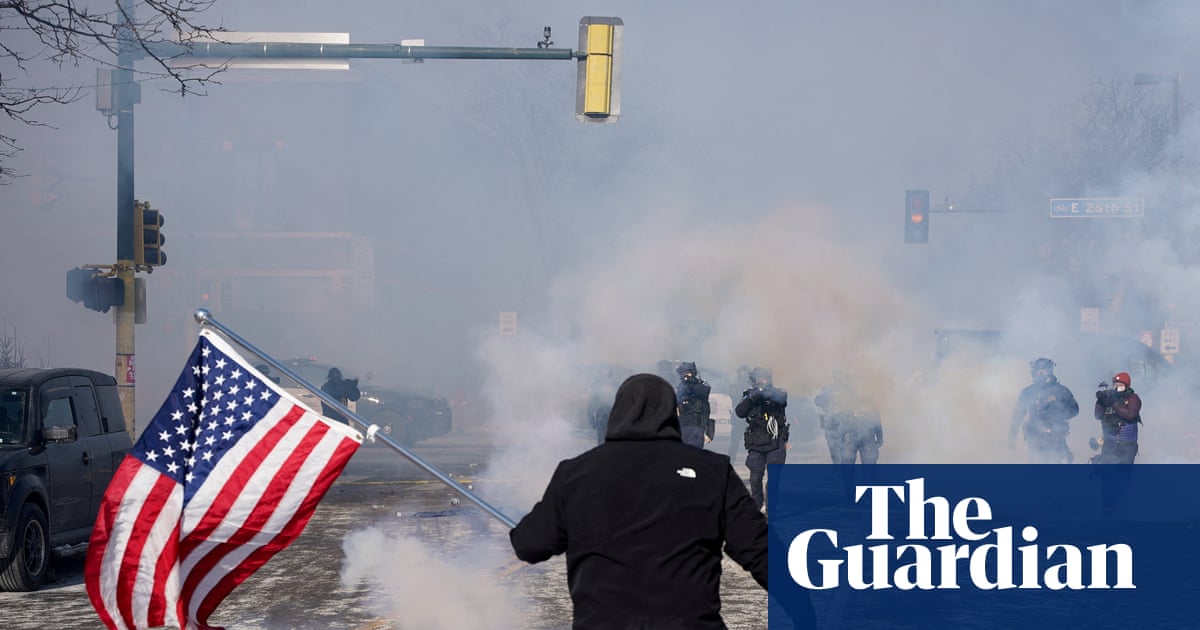 Trump news at a glance: groundswell of anger at second fatal shooting by federal agents in weeks | Trump administration