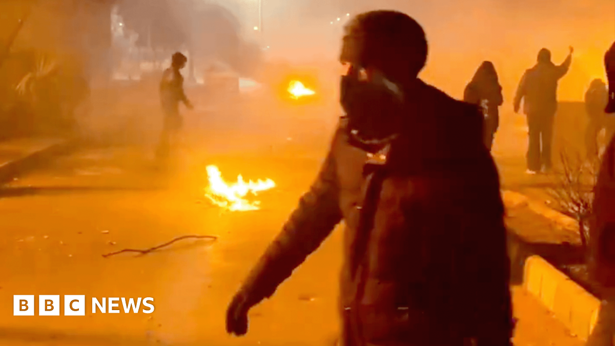 Iran says it is ‘prepared’ for war if US intervenes after hundreds killed in protests – live updates