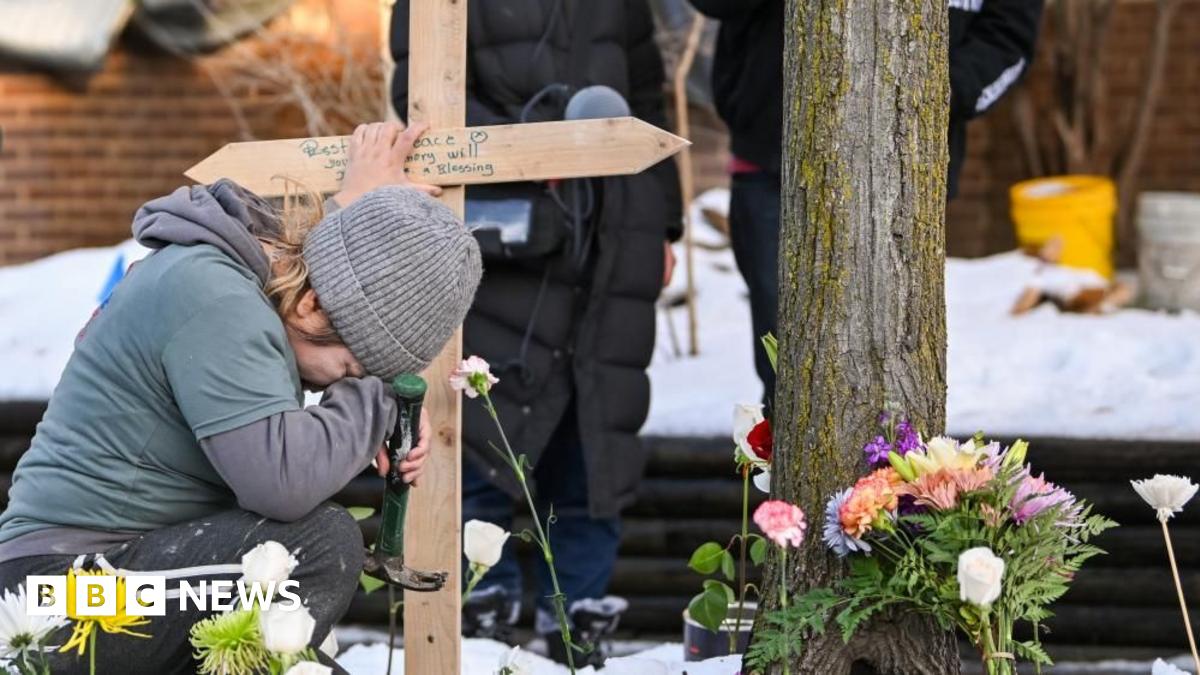 Noem: ICE to stay in Minneapolis after fatal shooting of US citizen