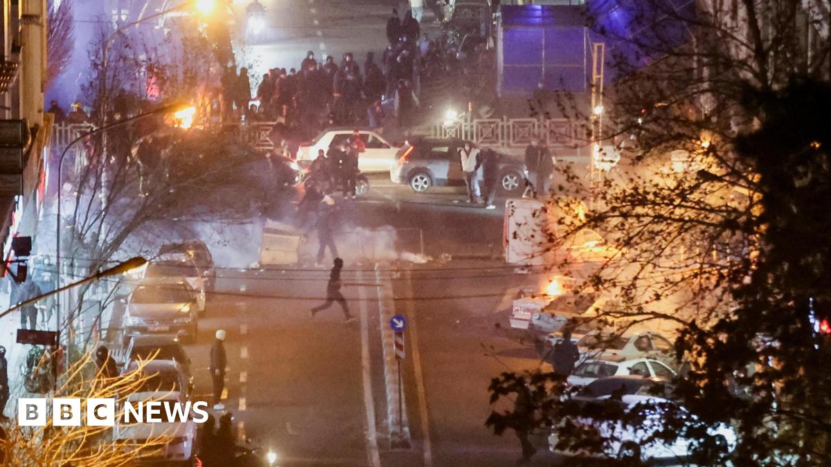 Jeremy Bowen: Authoritarian regimes die gradually then suddenly, but Iran is not there yet