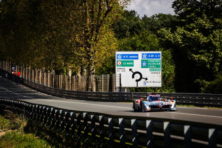 BMW Art Cars at the 24 Hours of Le Mans – M Hybrid V8 by Julie Mehretu: living canvas
