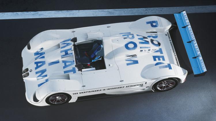 BMW Art Cars at the 24 Hours of Le Mans – BMW V12 LMR Jenny Holzer: the Art Car manifesto