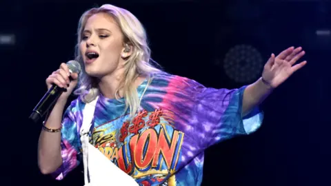 Getty Images Zara Larsson performs at SAP Center on 3 December 2016 in San Jose, California. 