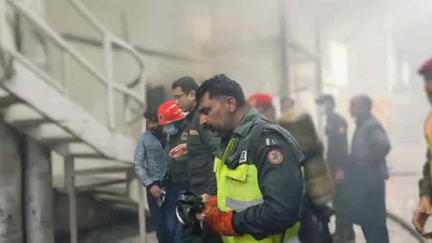 One dead, five injured as fire erupts at hotel in Lahore’s Gulberg