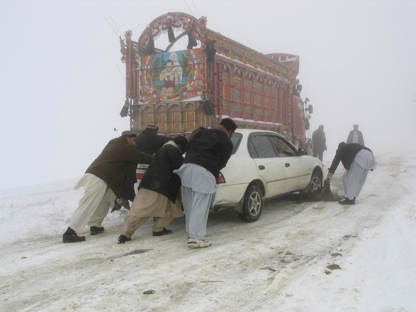 Security operation leaves Tirah civilians in deadly cold