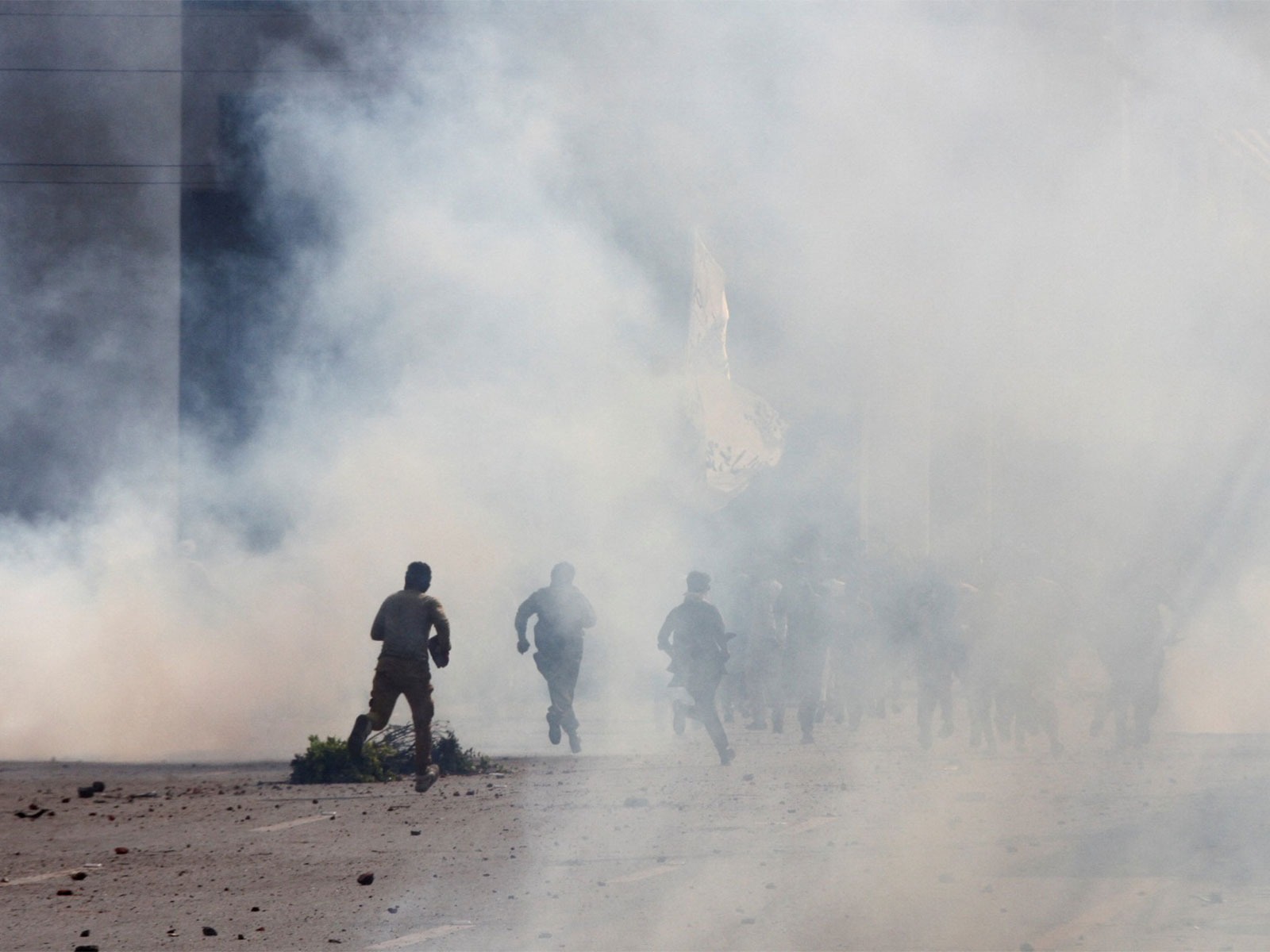 5 killed, 10 injured in suicide blast at peace committee member’s home in KP’s DI Khan