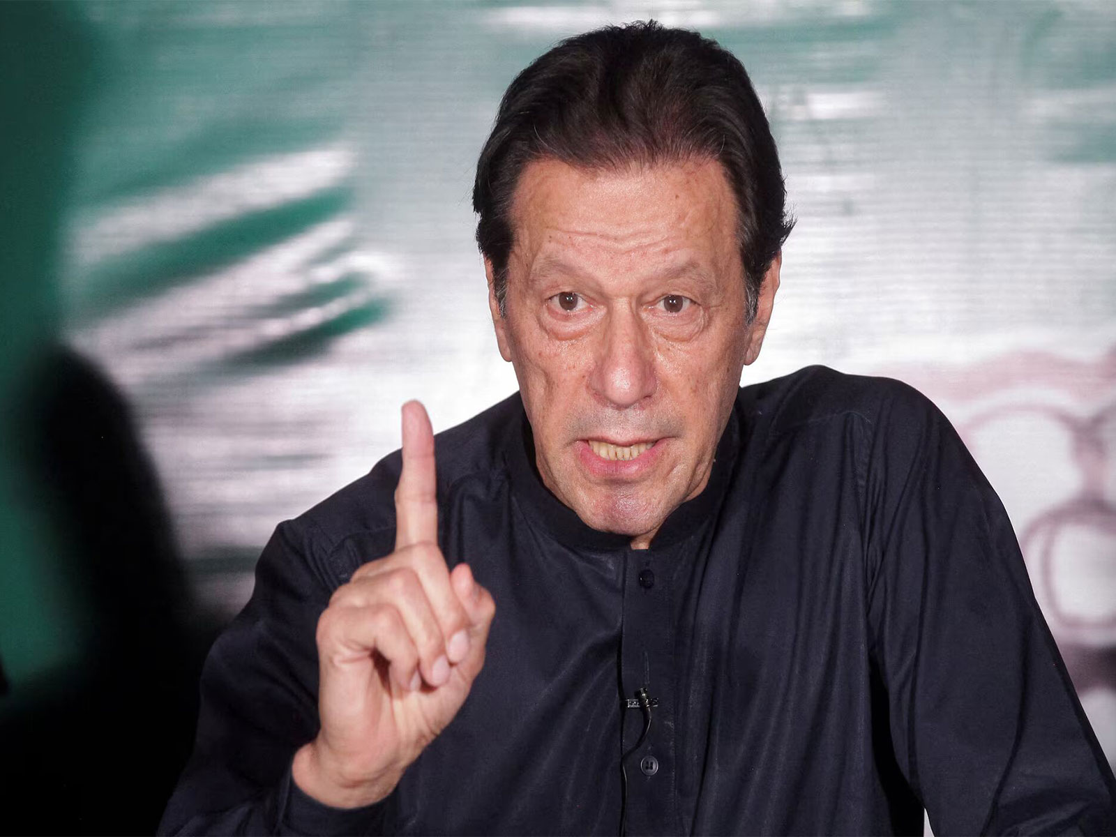 PTI warns of permanent vision loss for Imran Khan, seeks hospital shift and family access