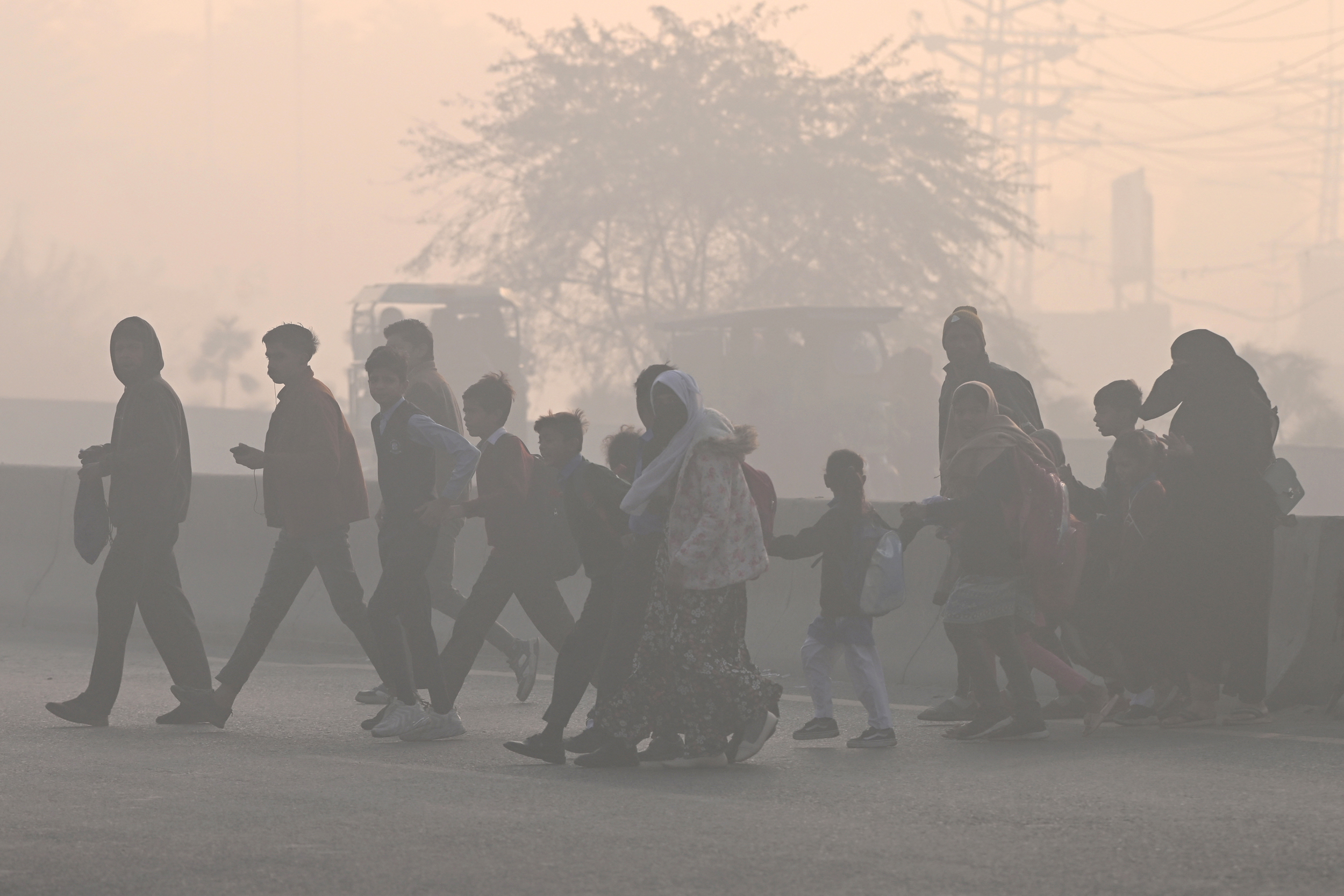 In Lahore’s Smog Season, This Gen Z Doctor Is Centering Climate Change