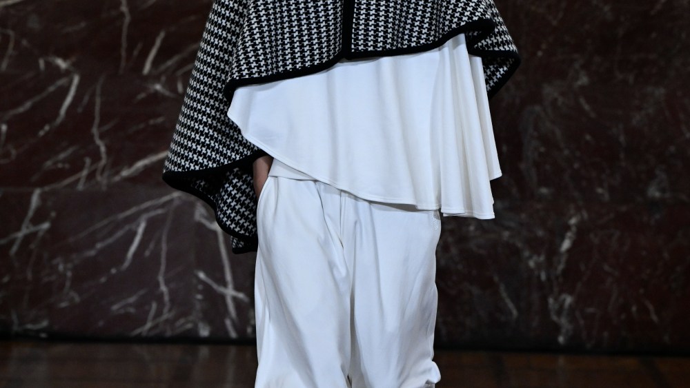 Hed Mayner Men's Fall 2026 Ready-to-Wear Collection [PHOTOS] – WWD