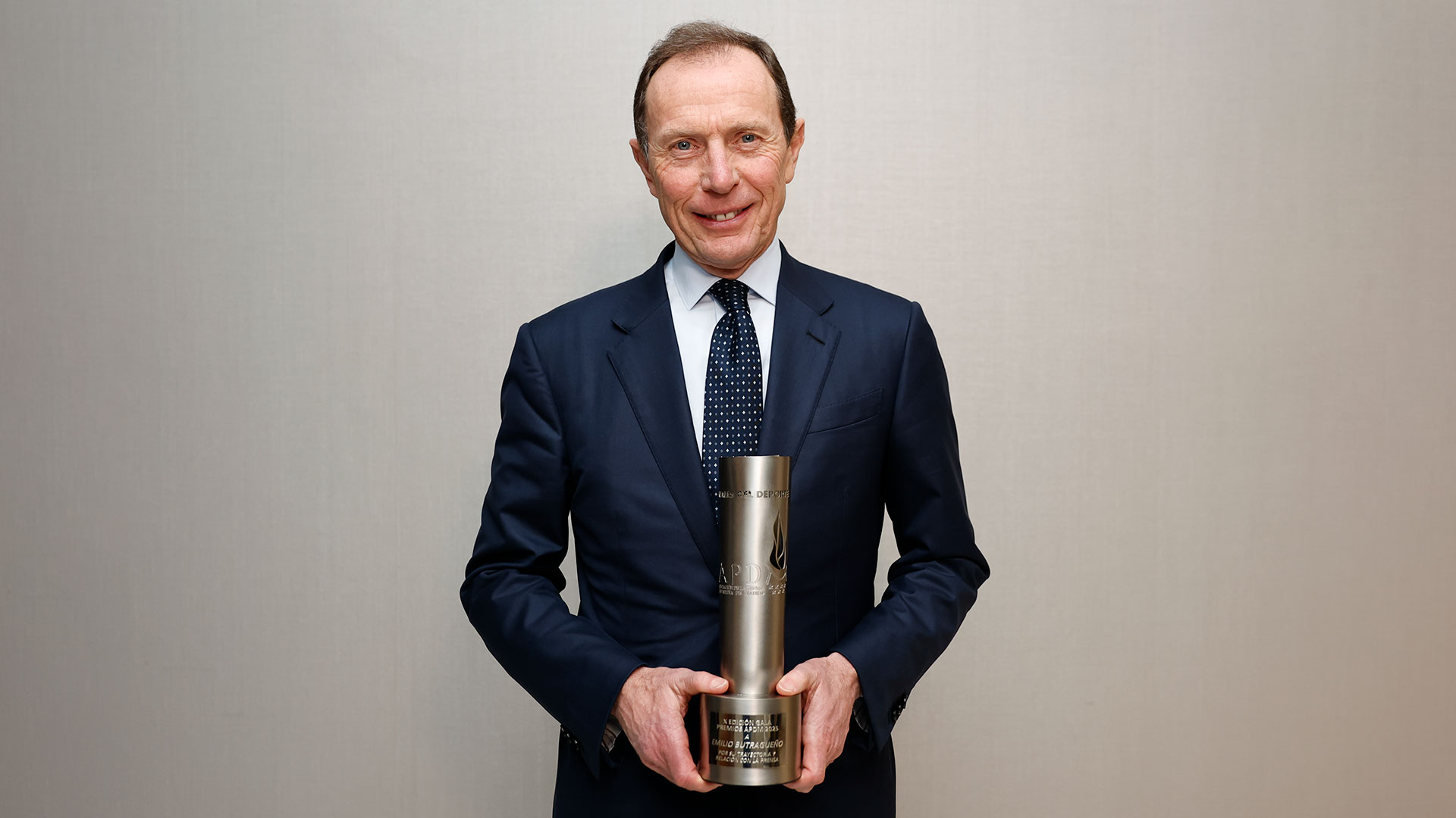 Emilio Butragueño, honoured by the Sports Press Association of Madrid
